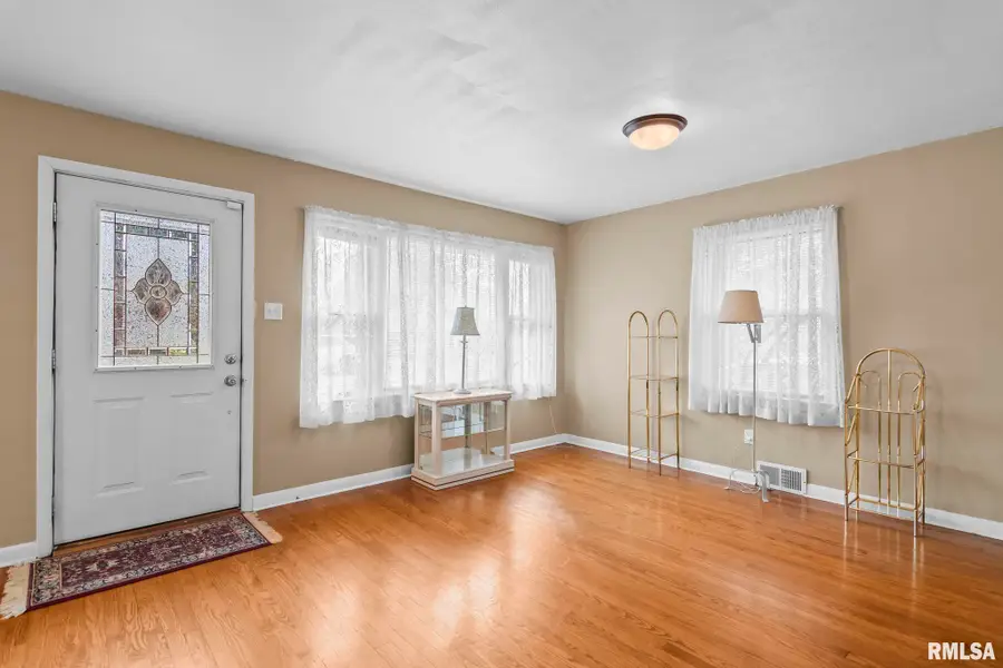 1527 Chalmers Avenue, Springfield, IL 62703 - Image #3