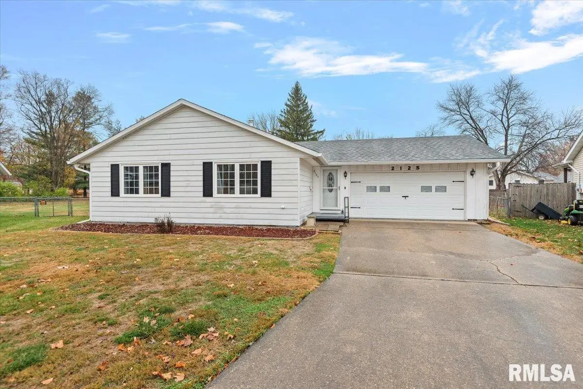 2125 Dunwich Drive, Springfield, IL 62702 - #1