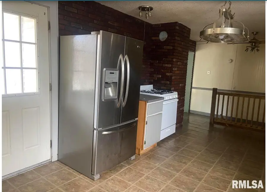 325 Cherry Street, Quincy, IL 62301 - Image #3