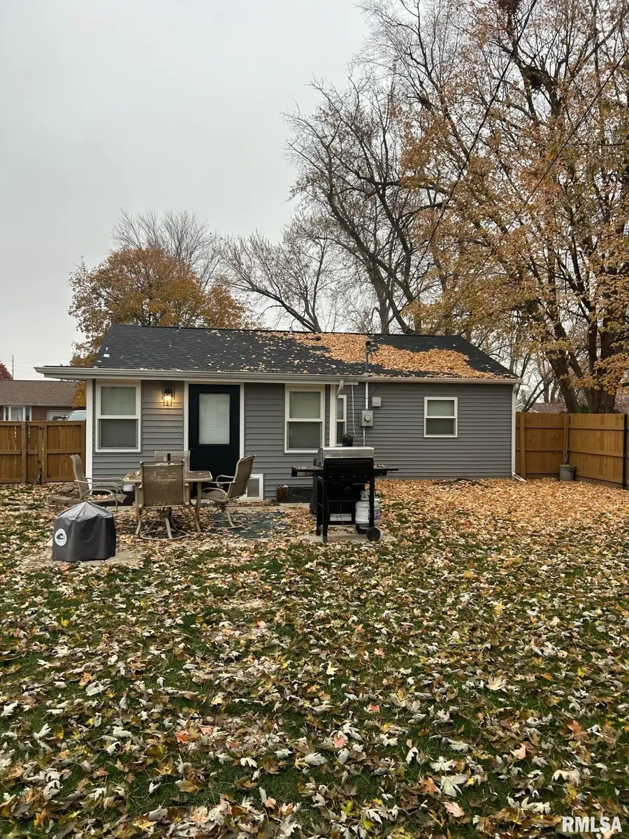 2414 E Devonshire Road, Springfield, IL 62703 - Image #2