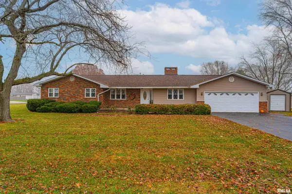 33 Roley Estates Estates, Sullivan, IL 61951