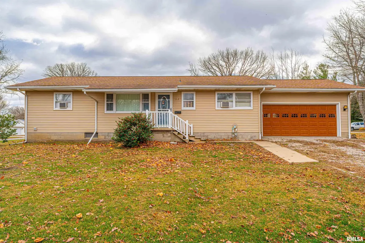 320 E Jasper Street, Mount Pulaski, IL 62548 - Image #1