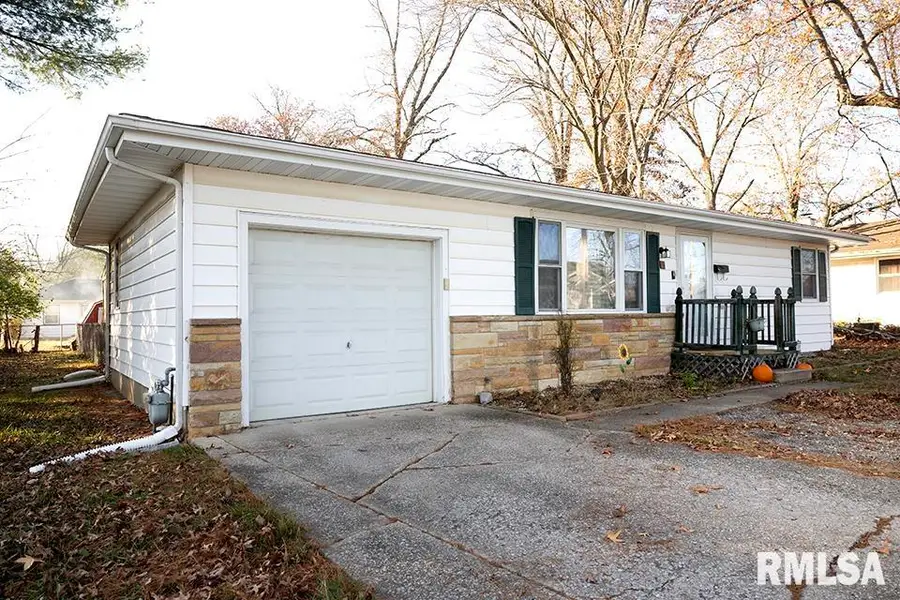 4 Hillside Drive, Mount Vernon, IL 62864 - Image #2