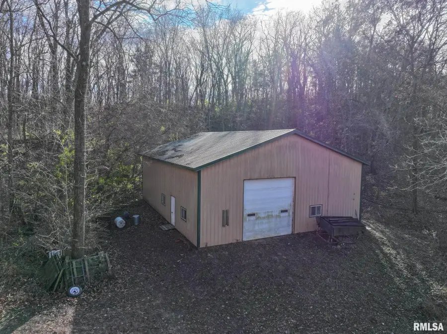 910 Highway 17 Highway, New Boston, IL 61272 - Image #2