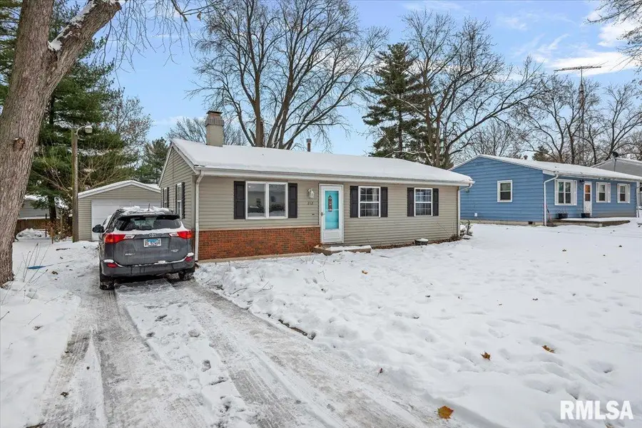 212 S 3rd Street, Riverton, IL 62561 - Image #3