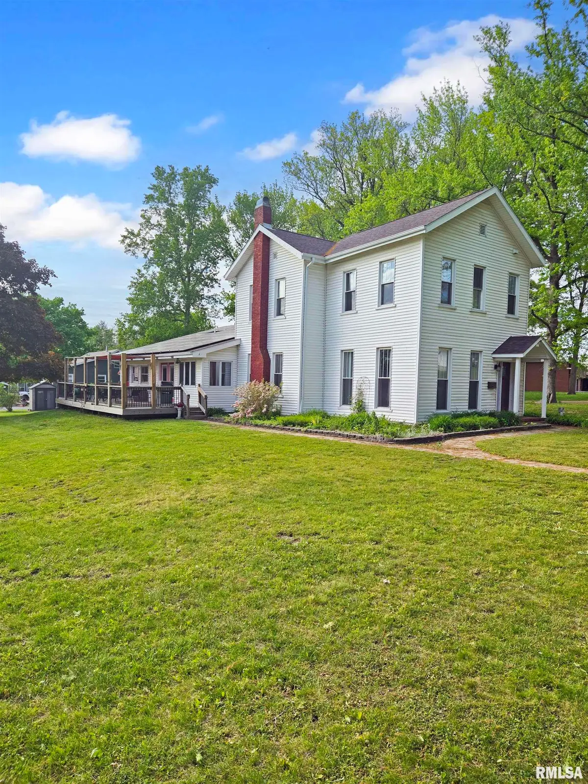 307 NW Cross Street, Mount Sterling, IL 62353 - Image #1