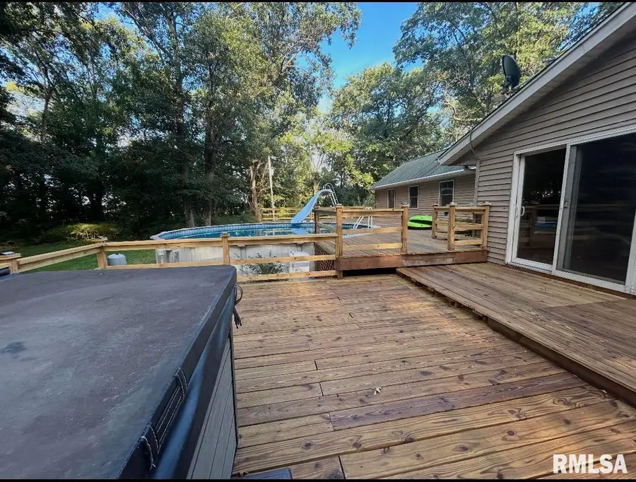 12726 E County Road 300 N Road, Chandlerville, IL 62627 - Image #2