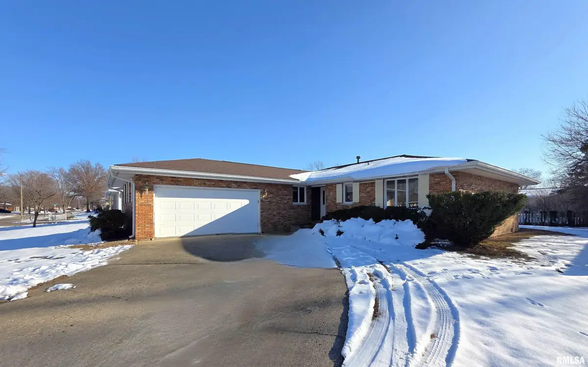 2540 Delaware Drive, Springfield, IL 62702 - Image #1