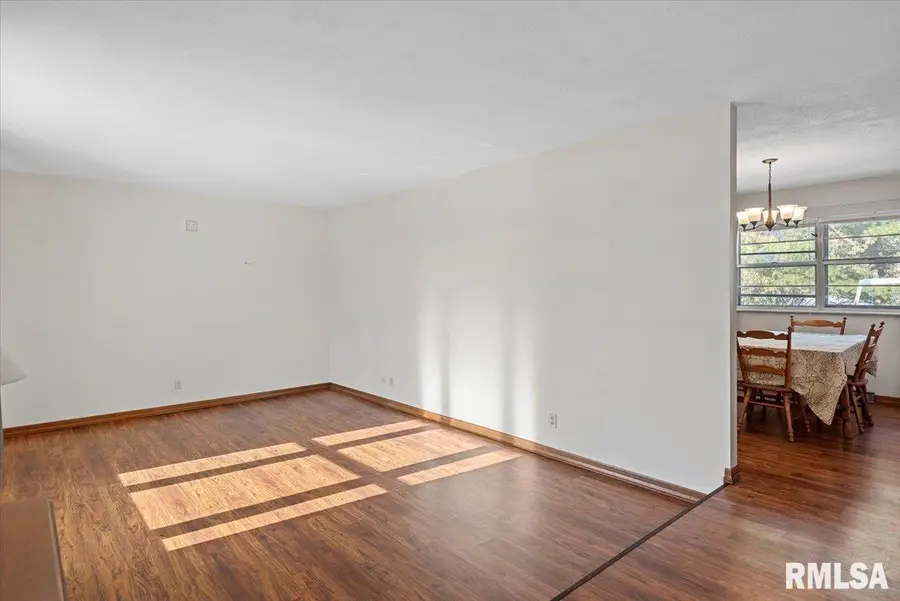 29 Belhaven Drive, Springfield, IL 62704 - Image #3