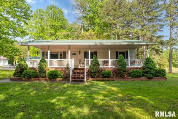 26 Perkins Lane, Golconda, IL 62938