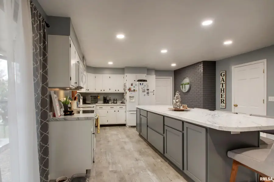 309 Lincoln Hill Nw Road, Quincy, IL 62301 - Image #3