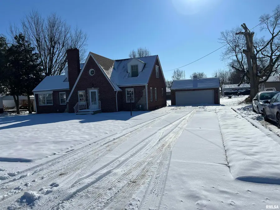 215 E Vandalia Road, South Jacksonville, IL 62650 - Image #2