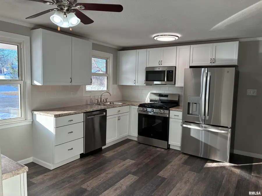 2205 Sycamore Street, Quincy, IL 62301 - Image #2