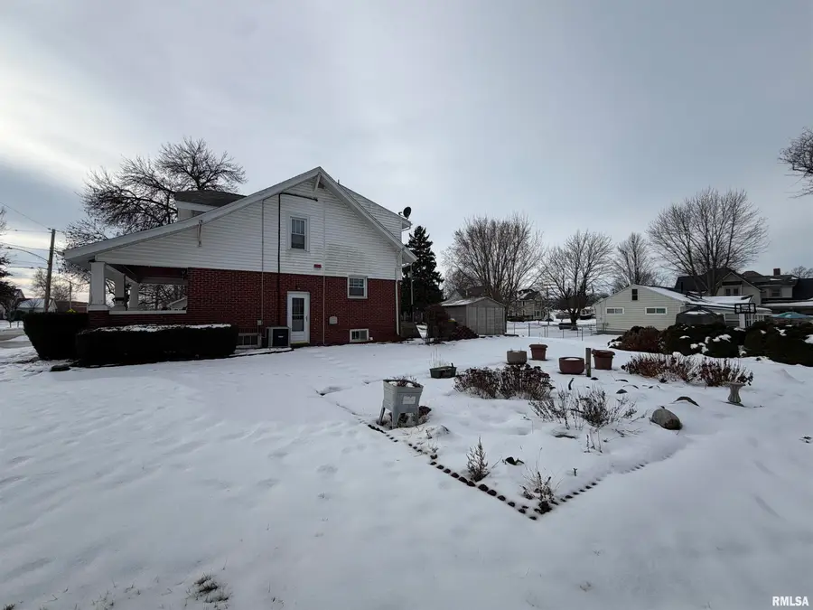 486 Lombard Street, Galesburg, IL 61401 - Image #3