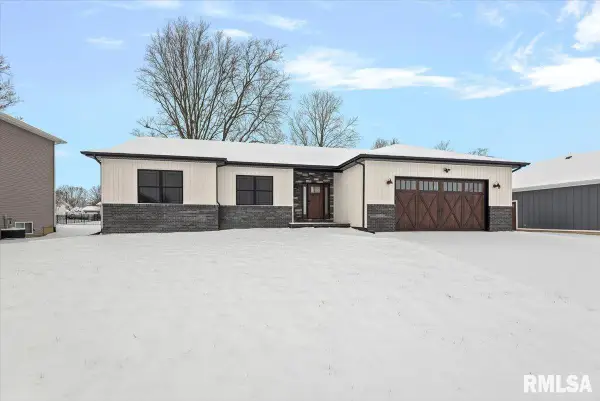 47 Durbin Terrace, Chatham, IL 62629