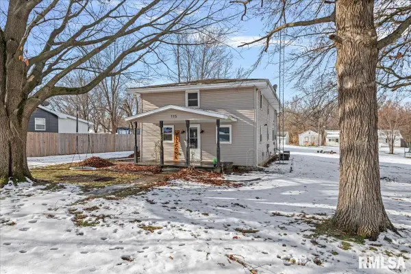 115 2nd Street, Pawnee, IL 62558