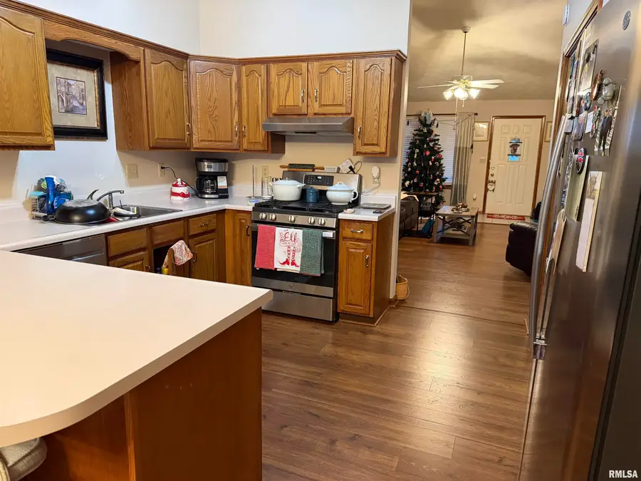 3300 Crystal Lake Drive, Springfield, IL 62711 - Image #3