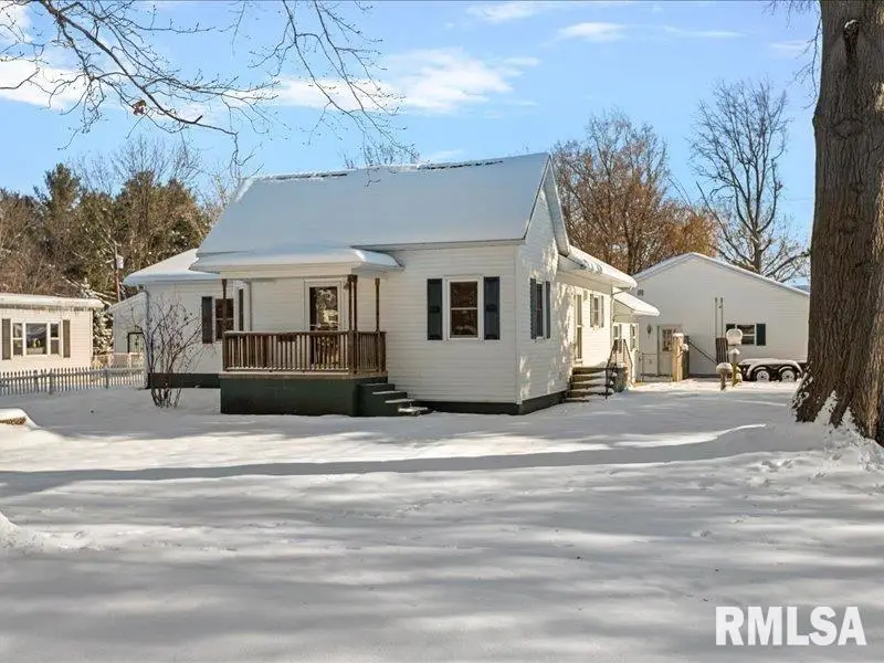 312 Wells Street, Buffalo, IL 62515-0012 - Image #2