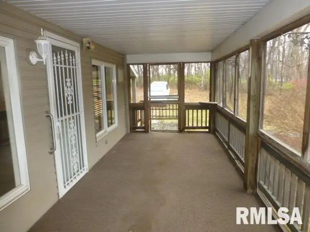 16747 Rock Creek Avenue, Tallula, IL 62688 - #2