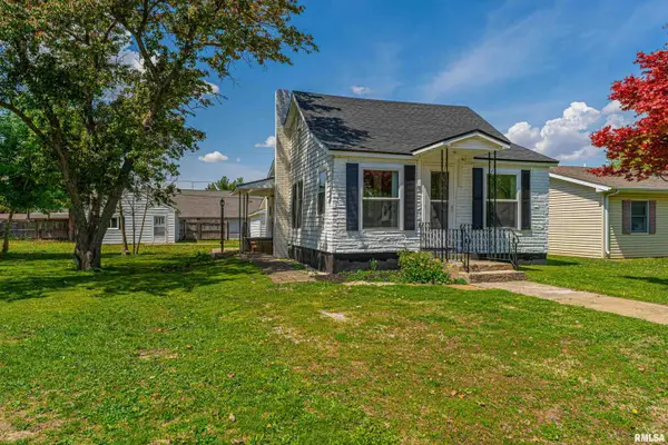 415 N Adams Street, Lincoln, IL 62656