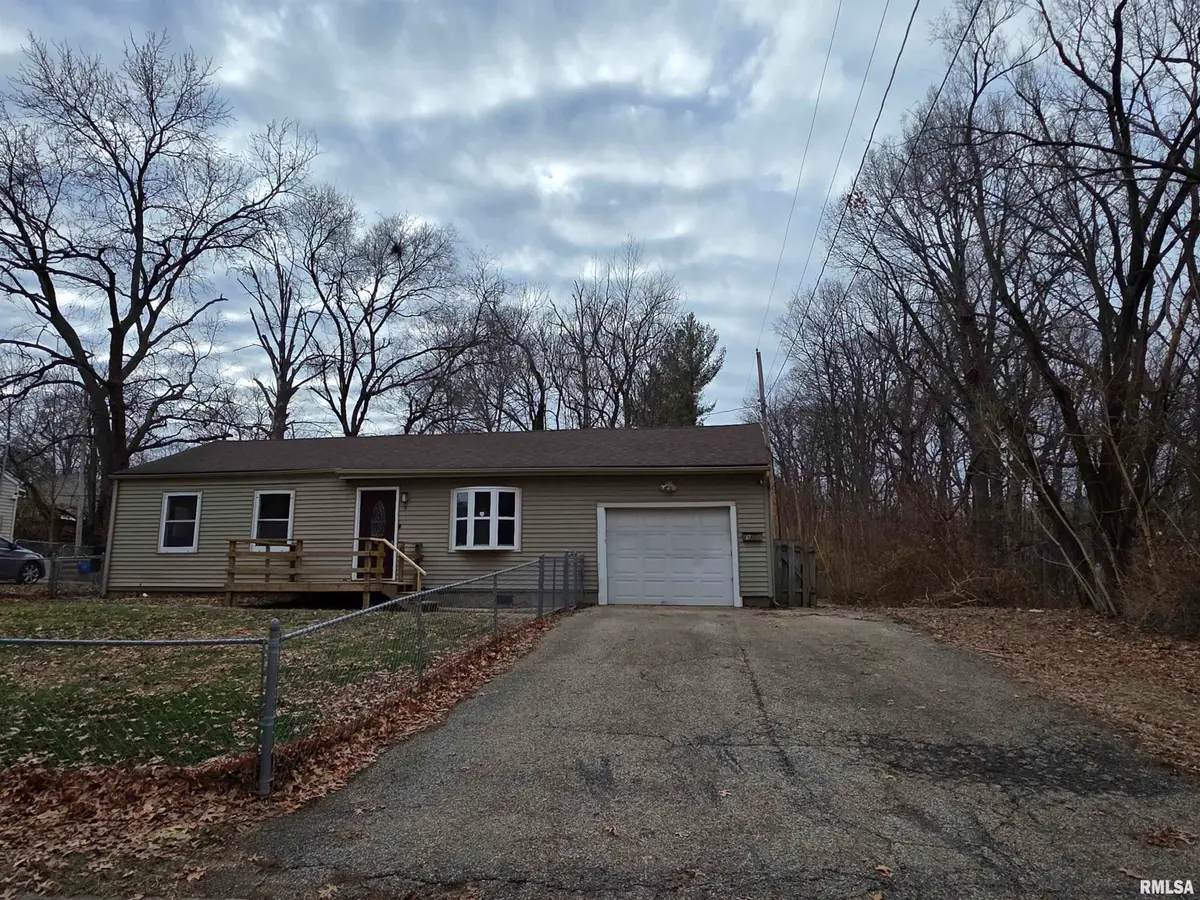 9 Bryant Lane, Springfield, IL 62702 - Image #1