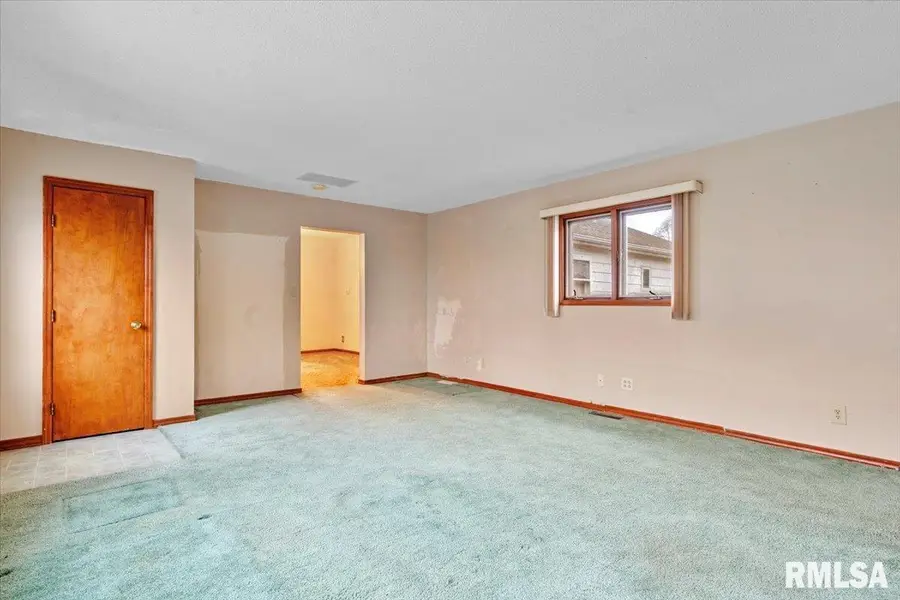 144 Moorshead Street, Divernon, IL 62530 - Image #3