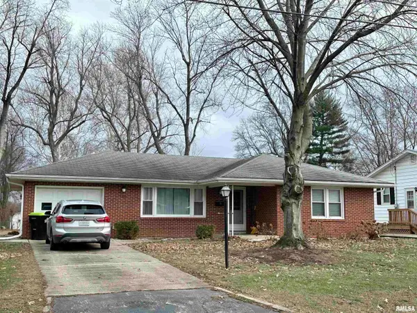 1314 Goltra Avenue, Jacksonville, IL 62650