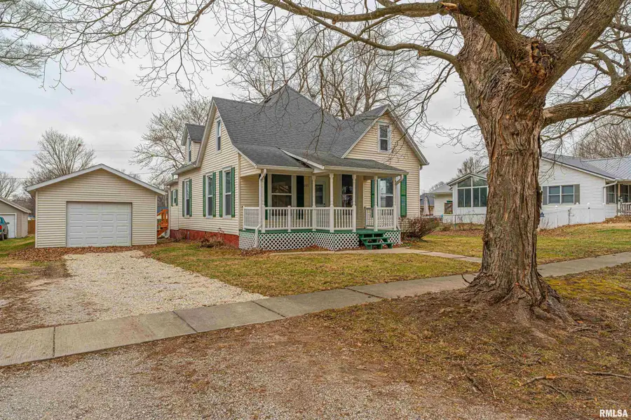 205 S Carter Street, Buffalo, IL 62515 - Image #2