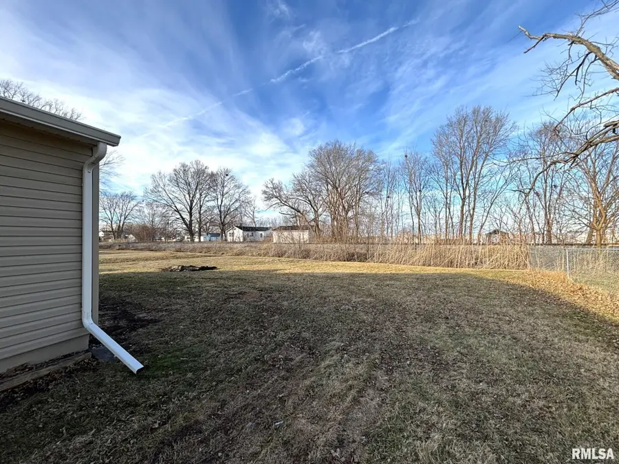 601 Glenway Avenue, Knoxville, IL 61448 - Image #3