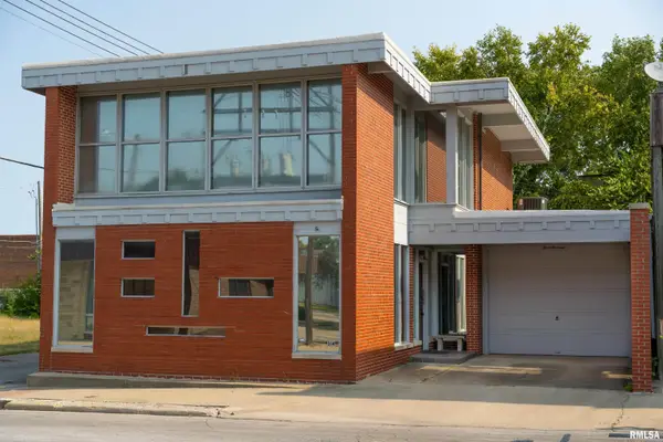 314 Pulaski Street, Lincoln, IL 62656