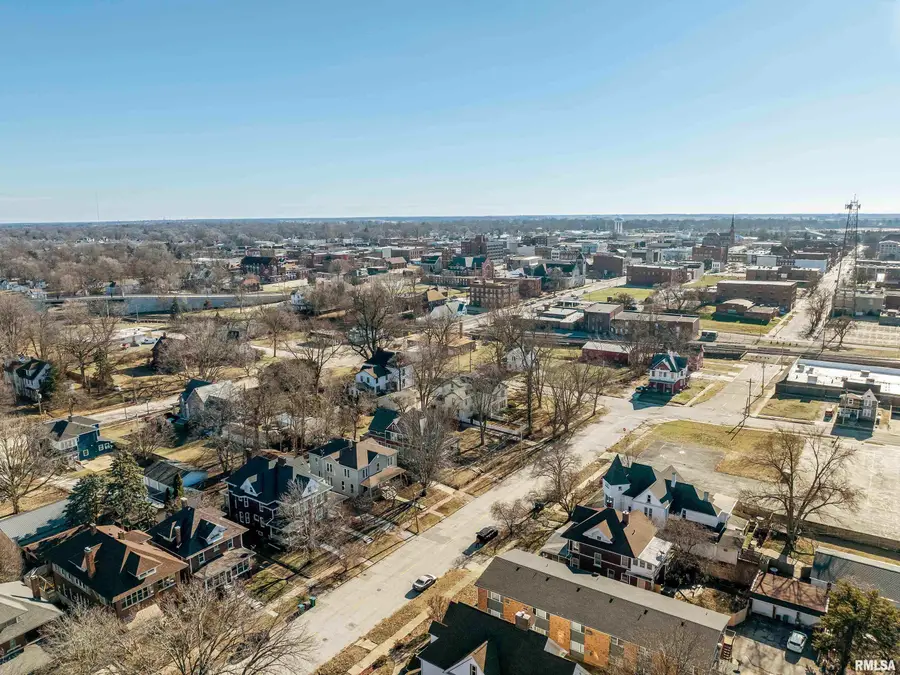 373 N Cherry Street, Galesburg, IL 61401 - Image #3