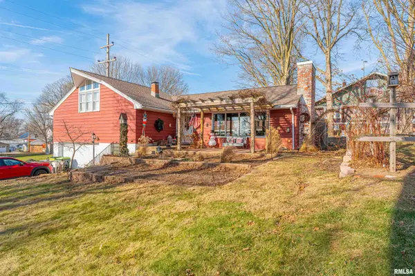 209 W Cooke Street, Mt Pulaski, IL 62548