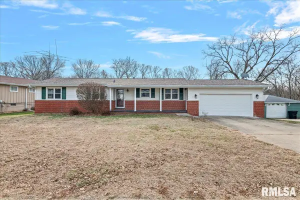 117 James Court, East Peoria, IL 61611