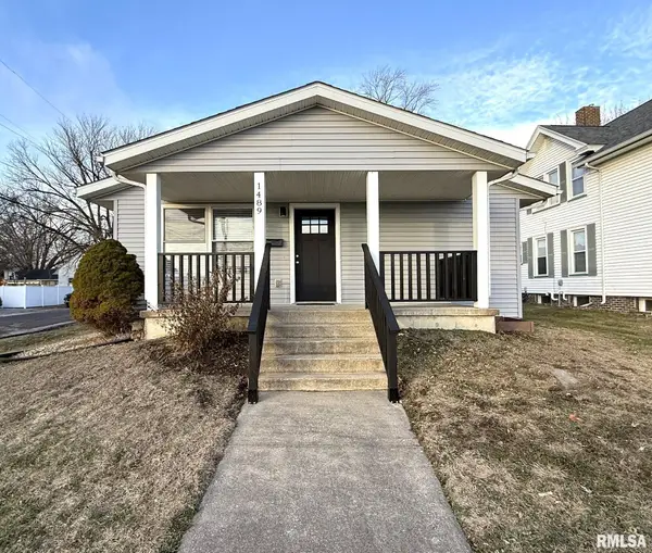 1489 W Main Street, Galesburg, IL 61401