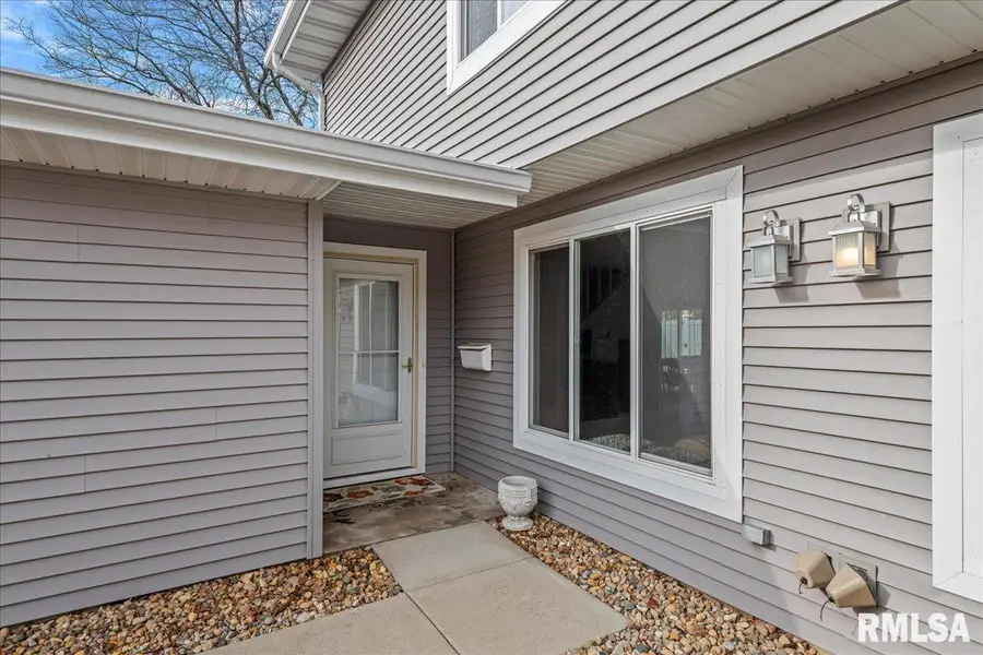 108 Brookside Place, Springfield, IL 62704 - Image #2
