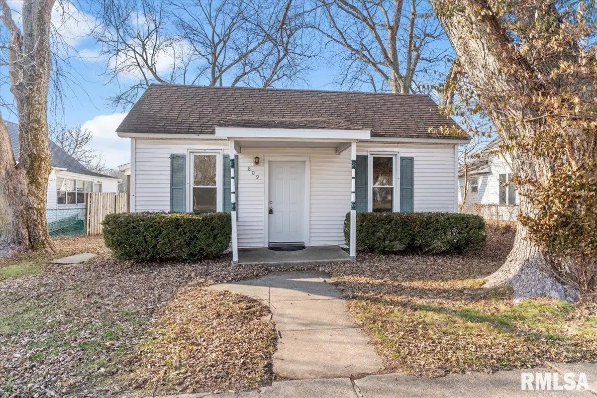 809 S 1st Street, Divernon, IL 62530 - Image #1