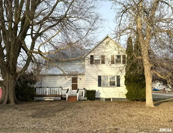 393 E 5th Street, Woodhull, IL 61490