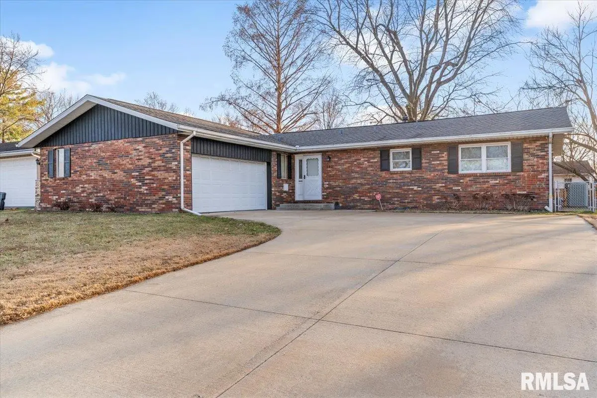 240 Stutely Lane, Springfield, IL 62704 - Image #1