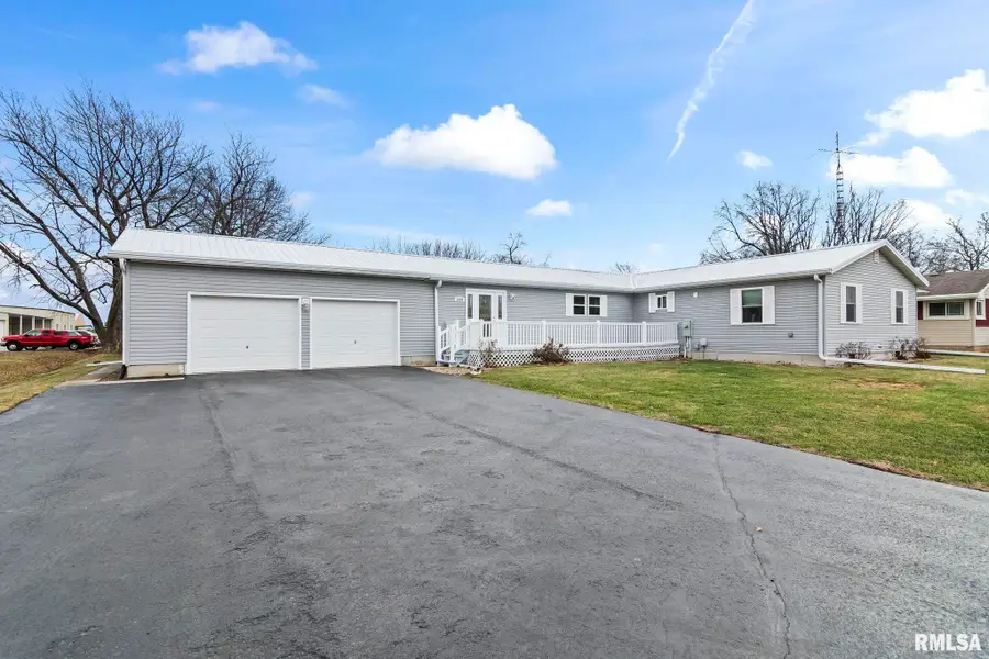 1536 N Springfield Street, Virden, IL 62690 - Image #3