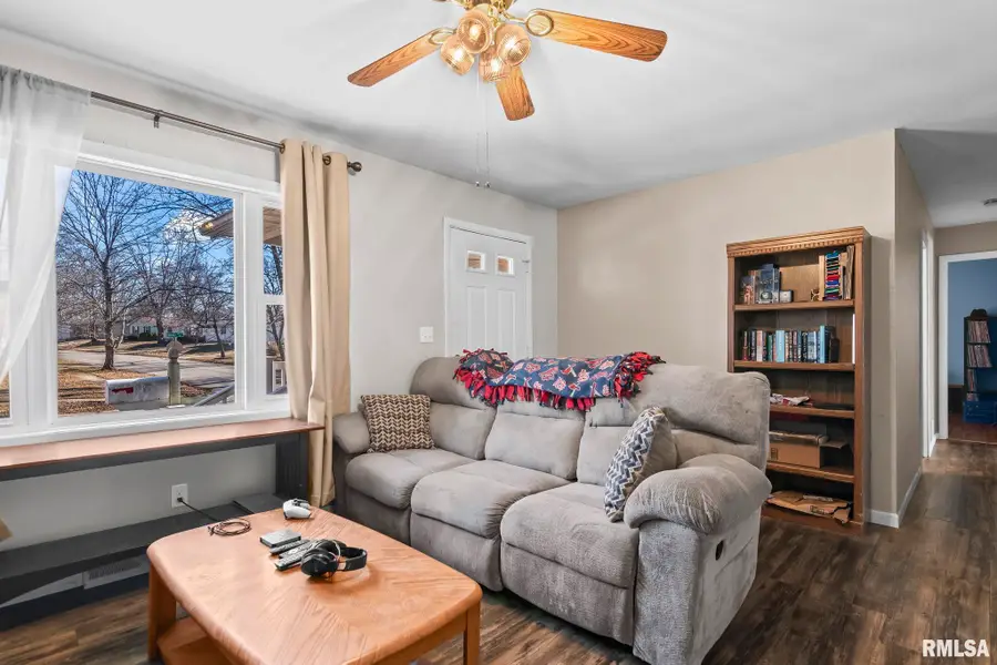 2101 Henley Road, Springfield, IL 62702 - Image #2