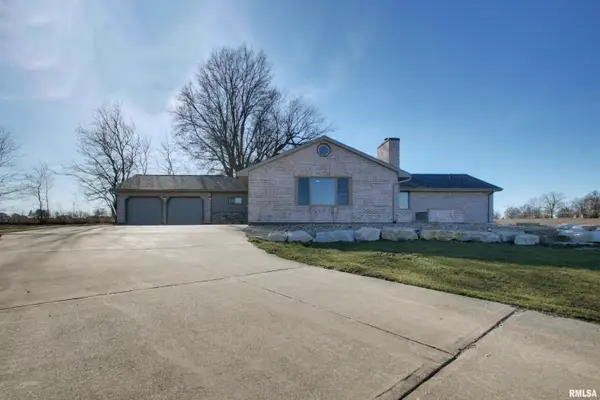 3700 Harrison Court, Quincy, IL 62305