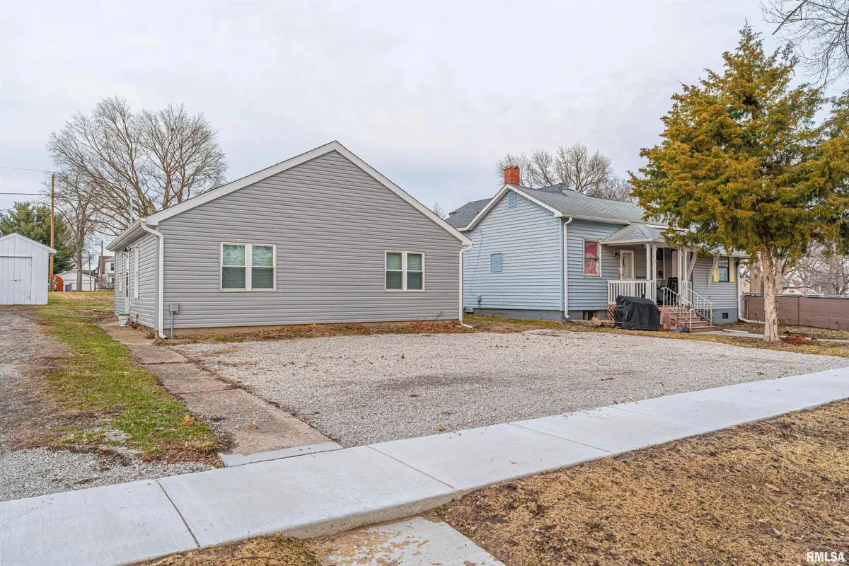 608 6th Street, Lincoln, IL 62656 - Image #1