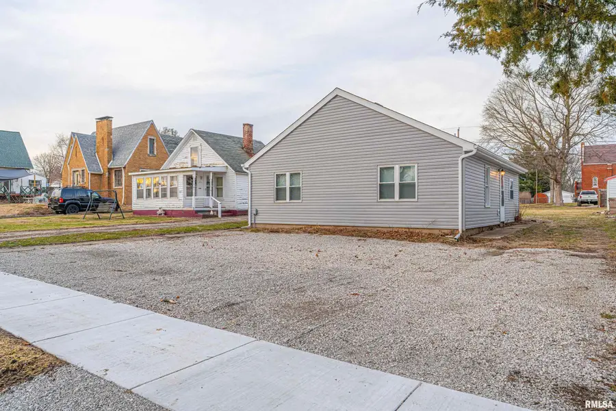 608 6th Street, Lincoln, IL 62656 - Image #3