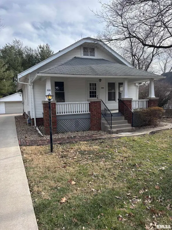 1610 S East Street, Jacksonville, IL 62650