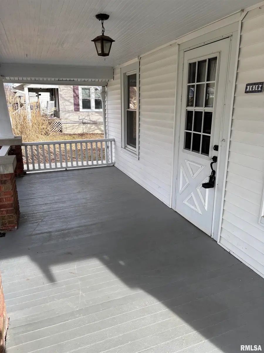 1610 S East Street, Jacksonville, IL 62650 - Image #3