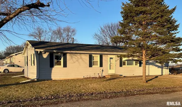 614 S East Street, Abingdon, IL 61410