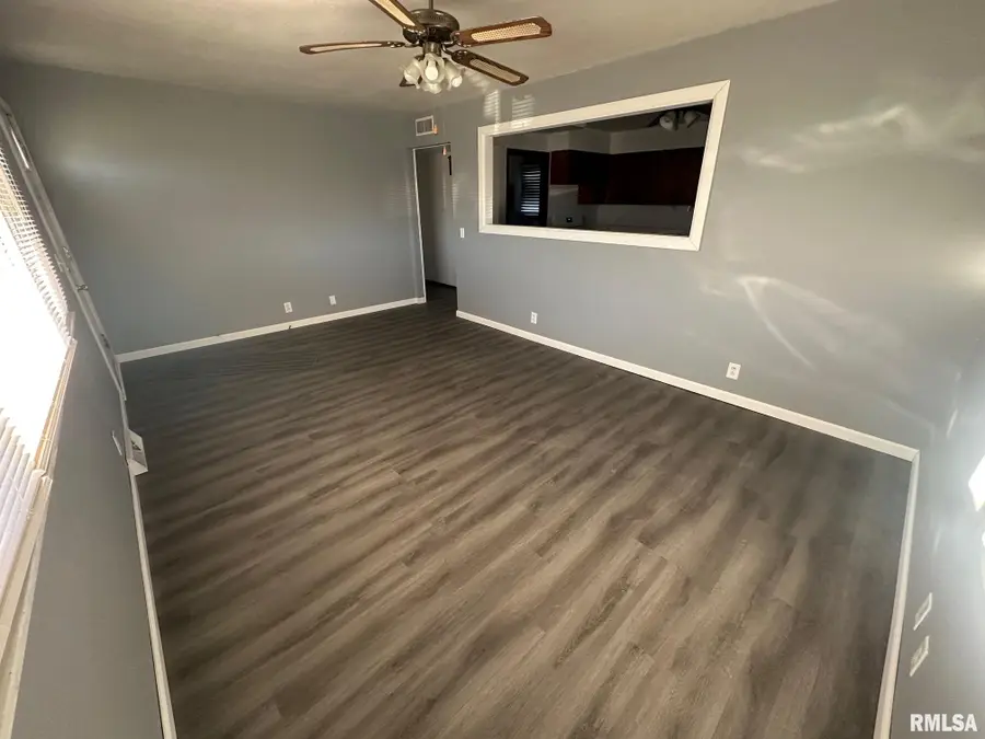 614 S East Street, Abingdon, IL 61410 - Image #3