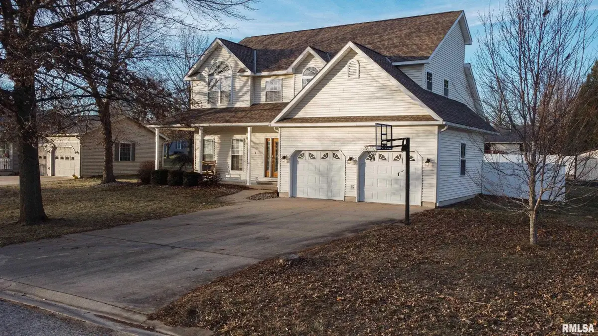 5 Pheasant Lane, Pittsfield, IL 62363 - Image #1