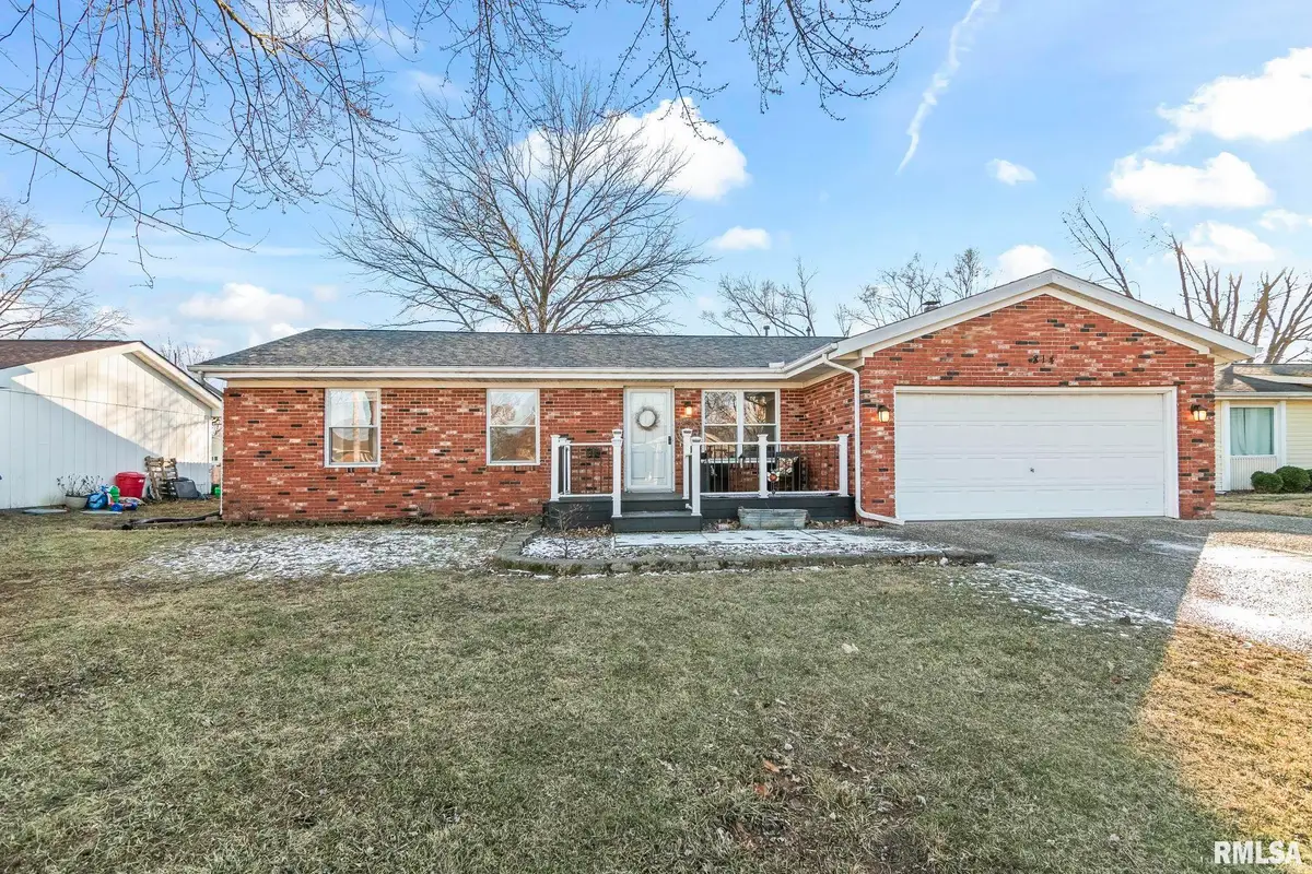 814 Hackberry Road, Chatham, IL 62629 - Image #1