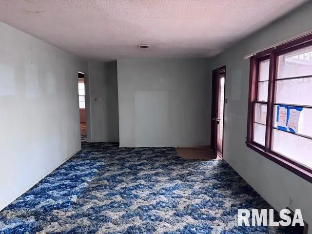 6 W Westway Drive, Decatur, IL 62522 - Image #3